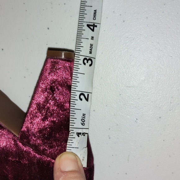 VINCE Camuto Evanata Crushed Velvet Bootie Red size 8.5 - Picture 14 of 14